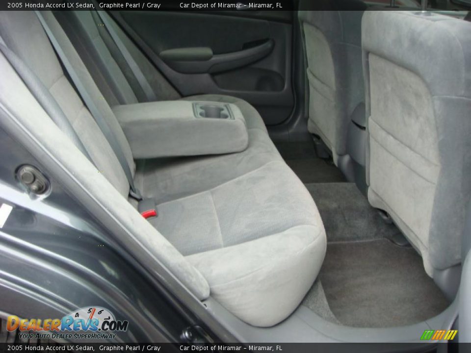 2005 Honda Accord LX Sedan Graphite Pearl / Gray Photo #12