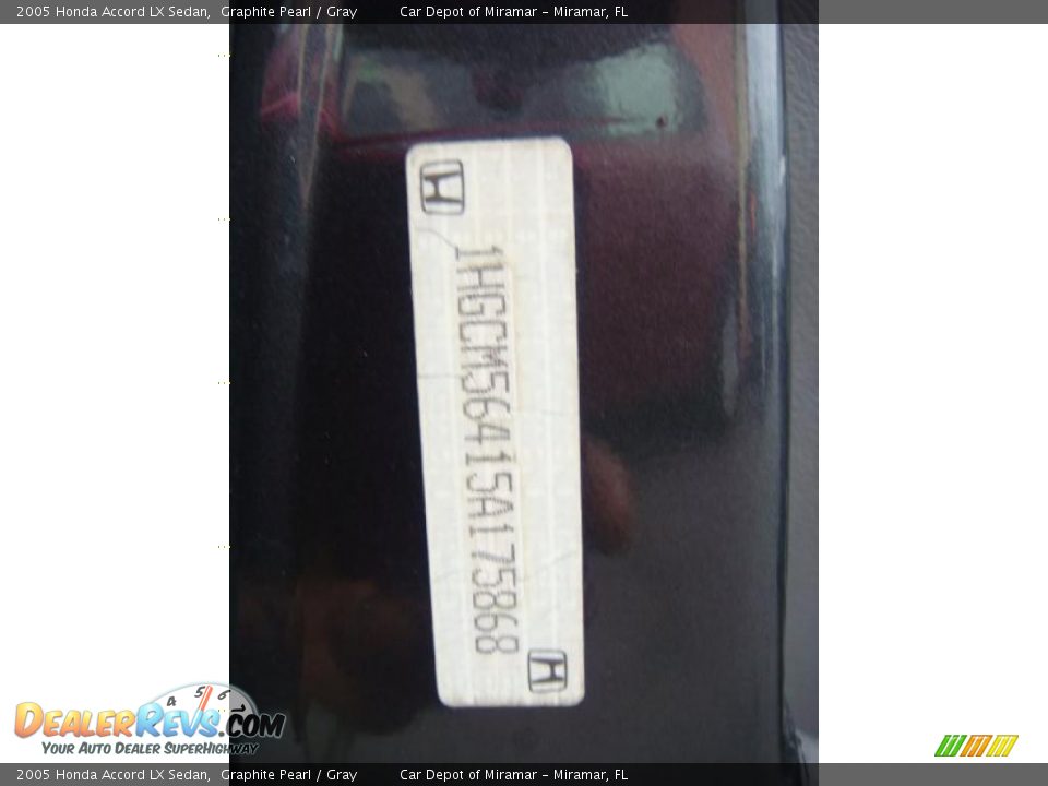 2005 Honda Accord LX Sedan Graphite Pearl / Gray Photo #16
