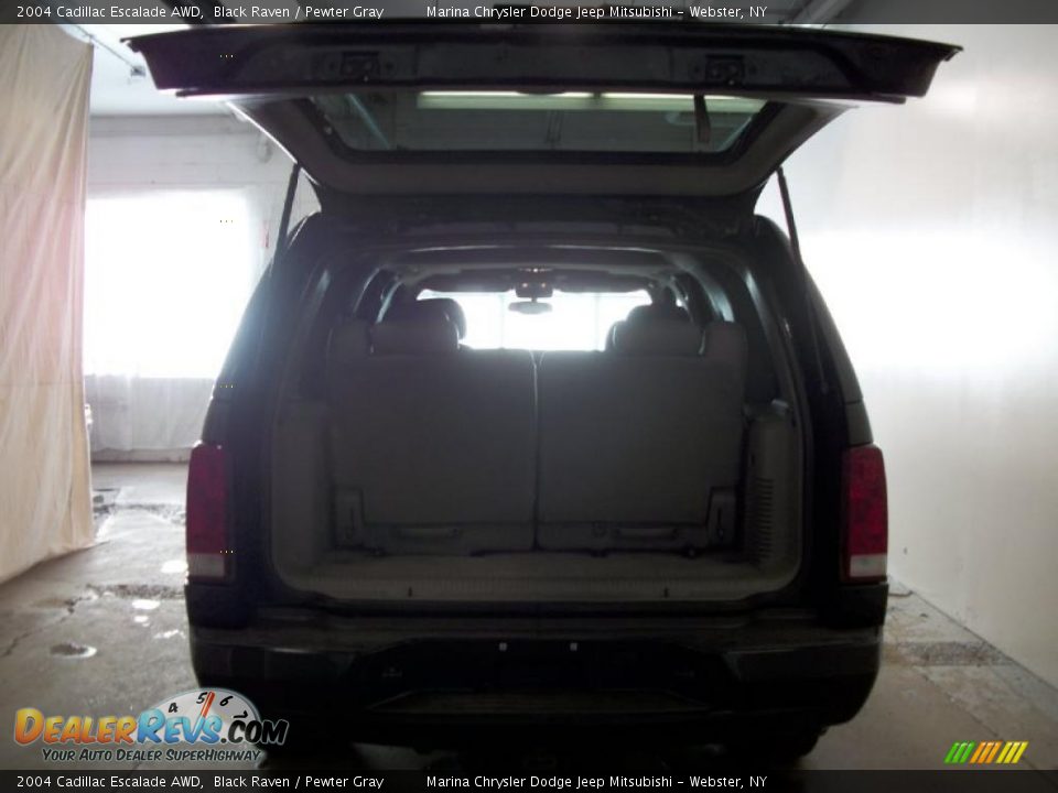 2004 Cadillac Escalade AWD Black Raven / Pewter Gray Photo #11