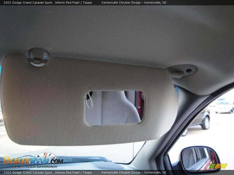 2002 Dodge Grand Caravan Sport Inferno Red Pearl / Taupe Photo #22