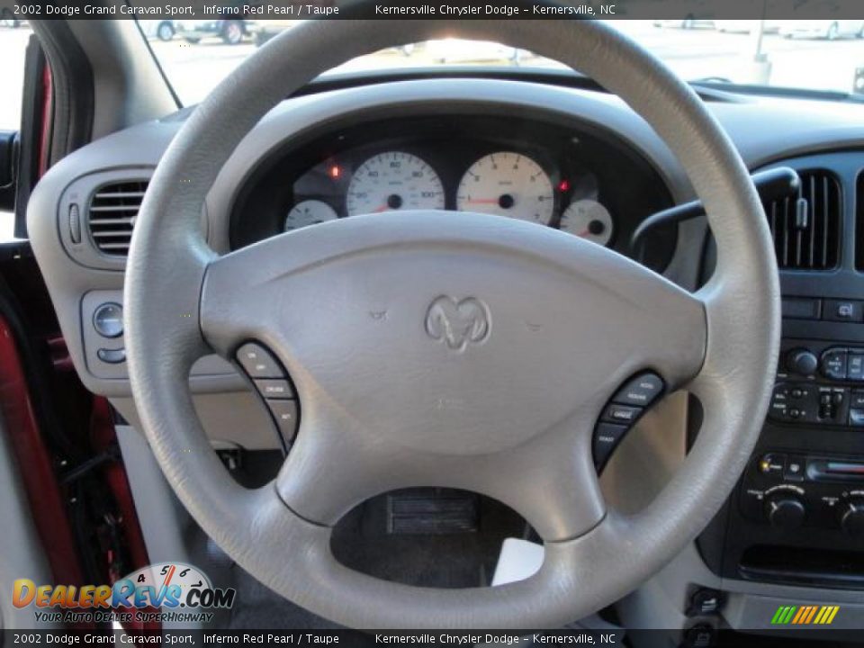 2002 Dodge Grand Caravan Sport Inferno Red Pearl / Taupe Photo #26
