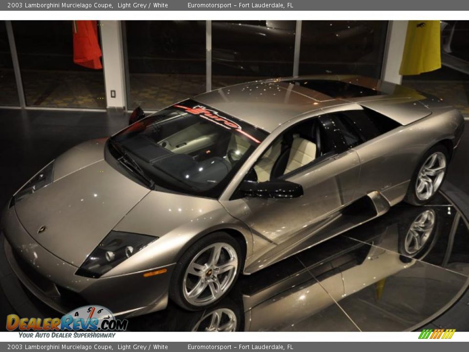 2003 Lamborghini Murcielago Coupe Light Grey / White Photo #3