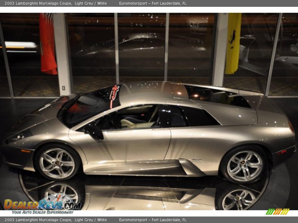 2003 Lamborghini Murcielago Coupe Light Grey / White Photo #8