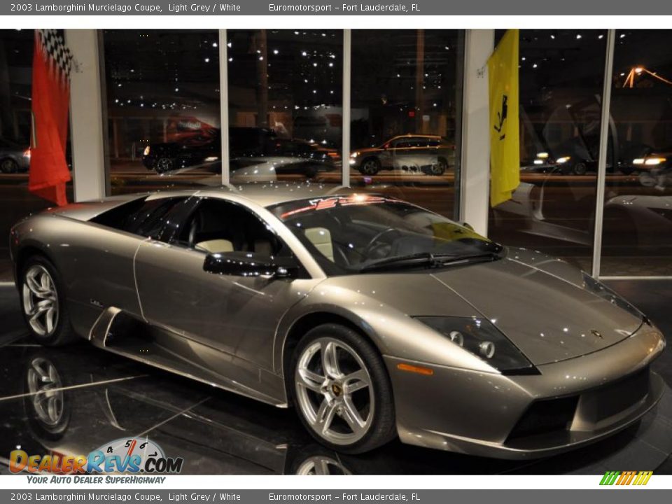 2003 Lamborghini Murcielago Coupe Light Grey / White Photo #9