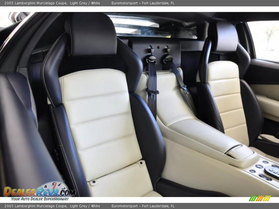 2003 Lamborghini Murcielago Coupe Light Grey / White Photo #22