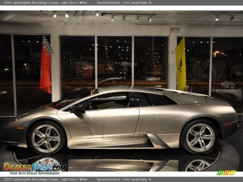 2003 Lamborghini Murcielago Coupe Light Grey / White Photo #28