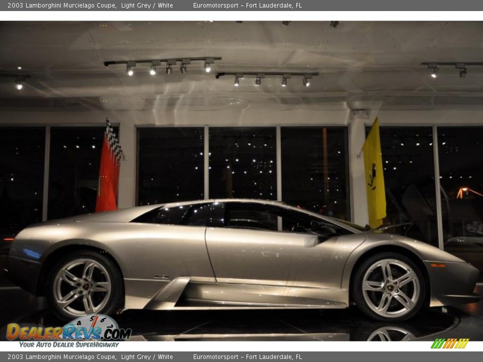 2003 Lamborghini Murcielago Coupe Light Grey / White Photo #35