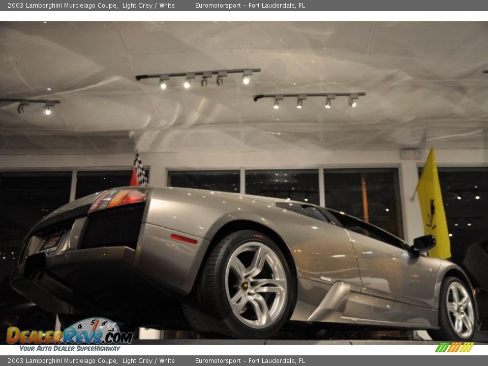 2003 Lamborghini Murcielago Coupe Light Grey / White Photo #38