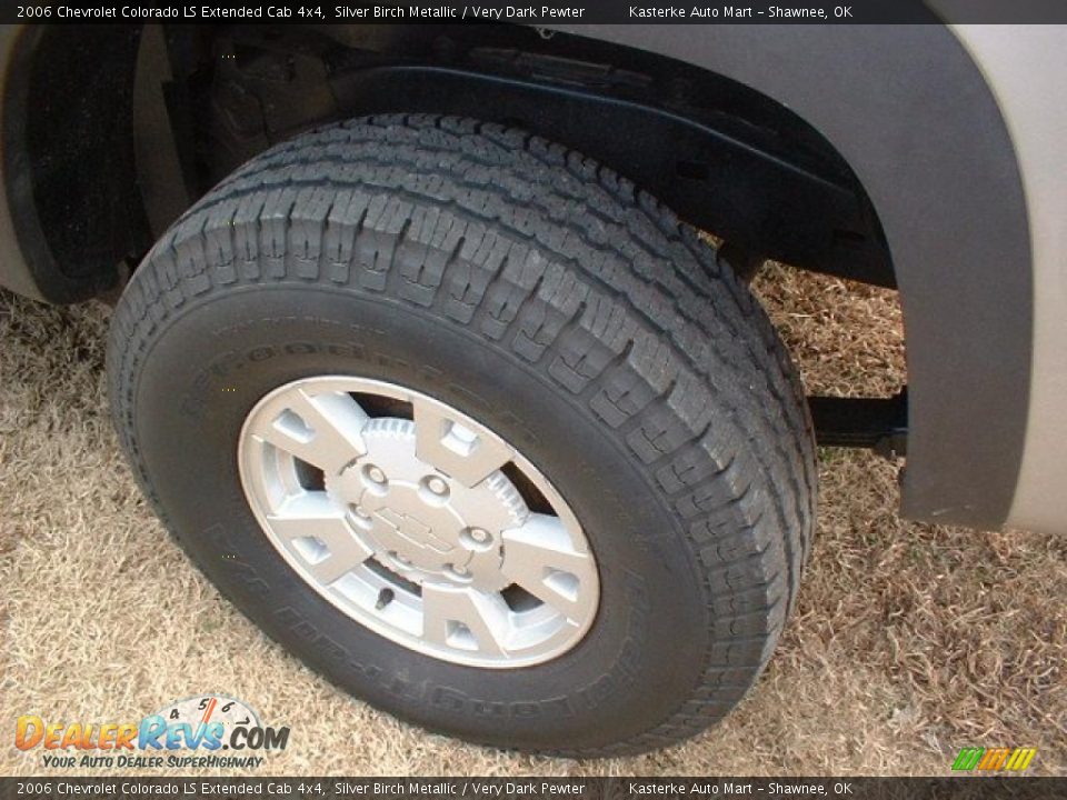 2006 Chevrolet Colorado LS Extended Cab 4x4 Silver Birch Metallic / Very Dark Pewter Photo #8