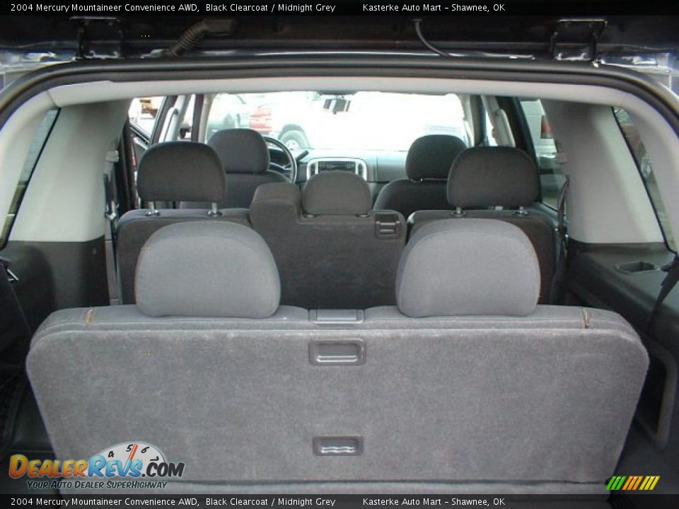 2004 Mercury Mountaineer Convenience AWD Black Clearcoat / Midnight Grey Photo #10
