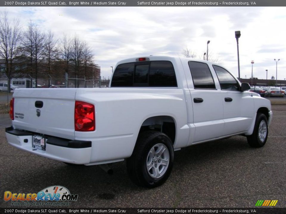 2007 Dodge Dakota SLT Quad Cab Bright White / Medium Slate Gray Photo #5