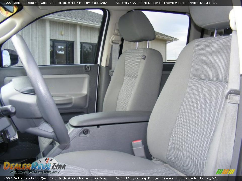 2007 Dodge Dakota SLT Quad Cab Bright White / Medium Slate Gray Photo #14