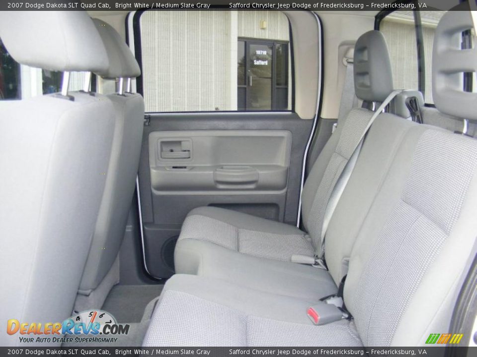 2007 Dodge Dakota SLT Quad Cab Bright White / Medium Slate Gray Photo #16