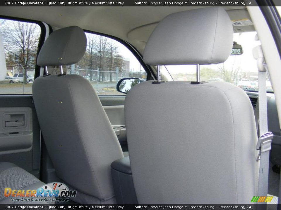 2007 Dodge Dakota SLT Quad Cab Bright White / Medium Slate Gray Photo #22