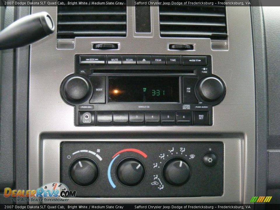 2007 Dodge Dakota SLT Quad Cab Bright White / Medium Slate Gray Photo #27