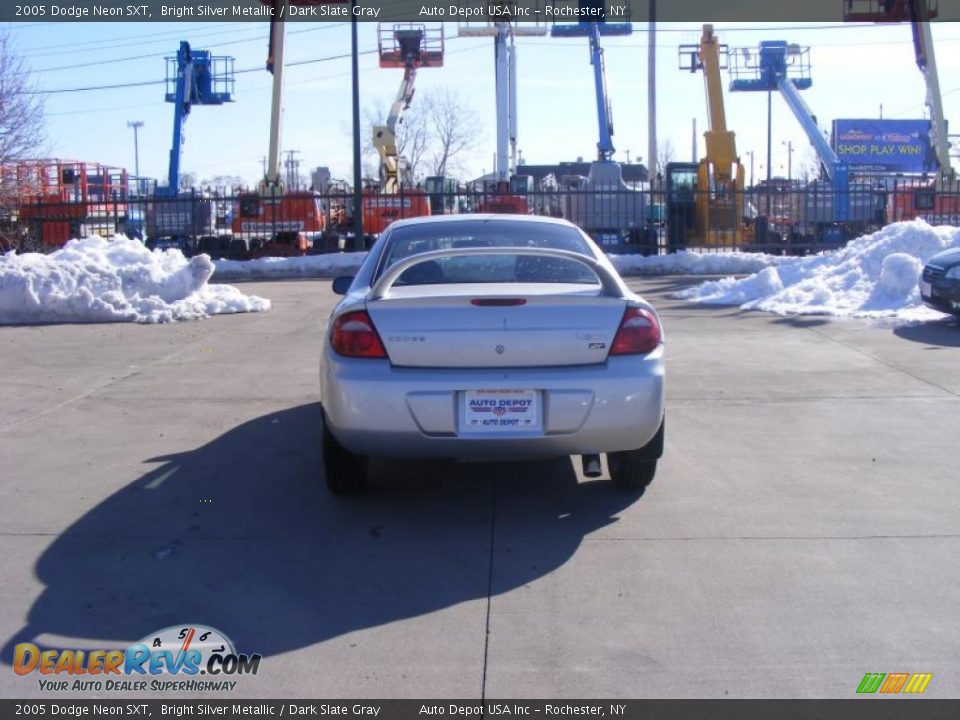 2005 Dodge Neon SXT Bright Silver Metallic / Dark Slate Gray Photo #7