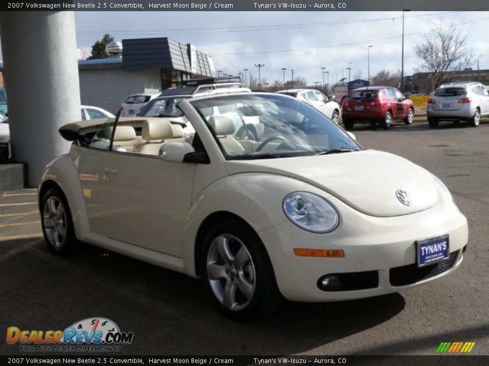2007 Volkswagen New Beetle 2.5 Convertible Harvest Moon Beige / Cream Photo #3