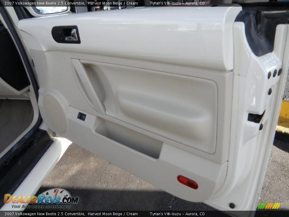2007 Volkswagen New Beetle 2.5 Convertible Harvest Moon Beige / Cream Photo #15