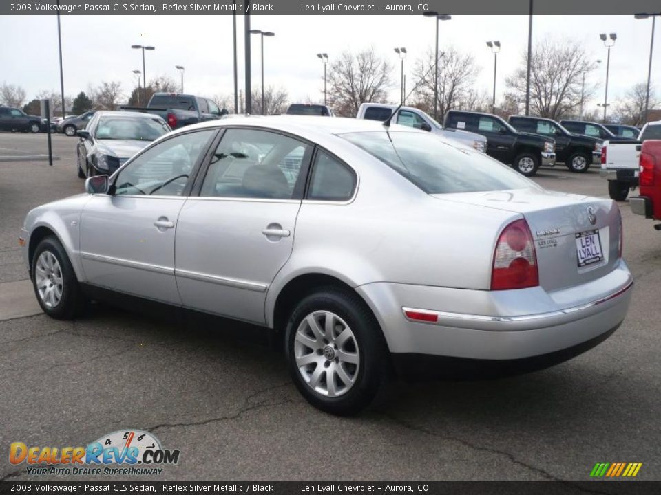 2003 Volkswagen Passat GLS Sedan Reflex Silver Metallic / Black Photo #4