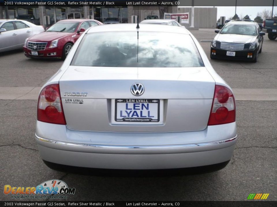 2003 Volkswagen Passat GLS Sedan Reflex Silver Metallic / Black Photo #5