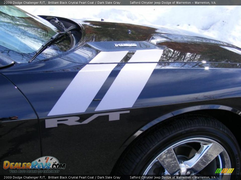 2009 Dodge Challenger R/T Brilliant Black Crystal Pearl Coat / Dark Slate Gray Photo #26