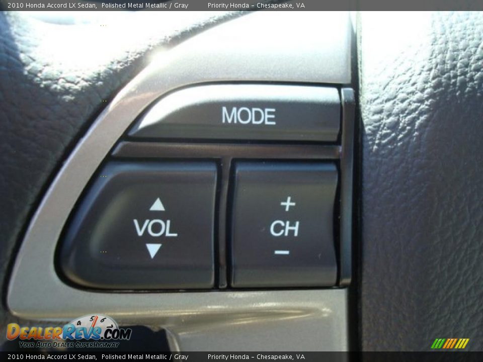 2010 Honda Accord LX Sedan Polished Metal Metallic / Gray Photo #17