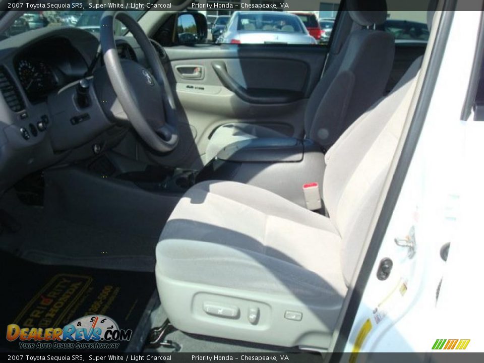 2007 Toyota Sequoia SR5 Super White / Light Charcoal Photo #10