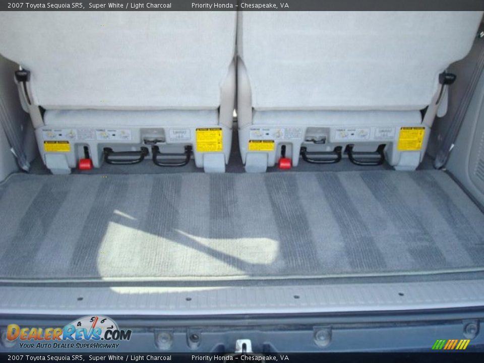 2007 Toyota Sequoia SR5 Super White / Light Charcoal Photo #13