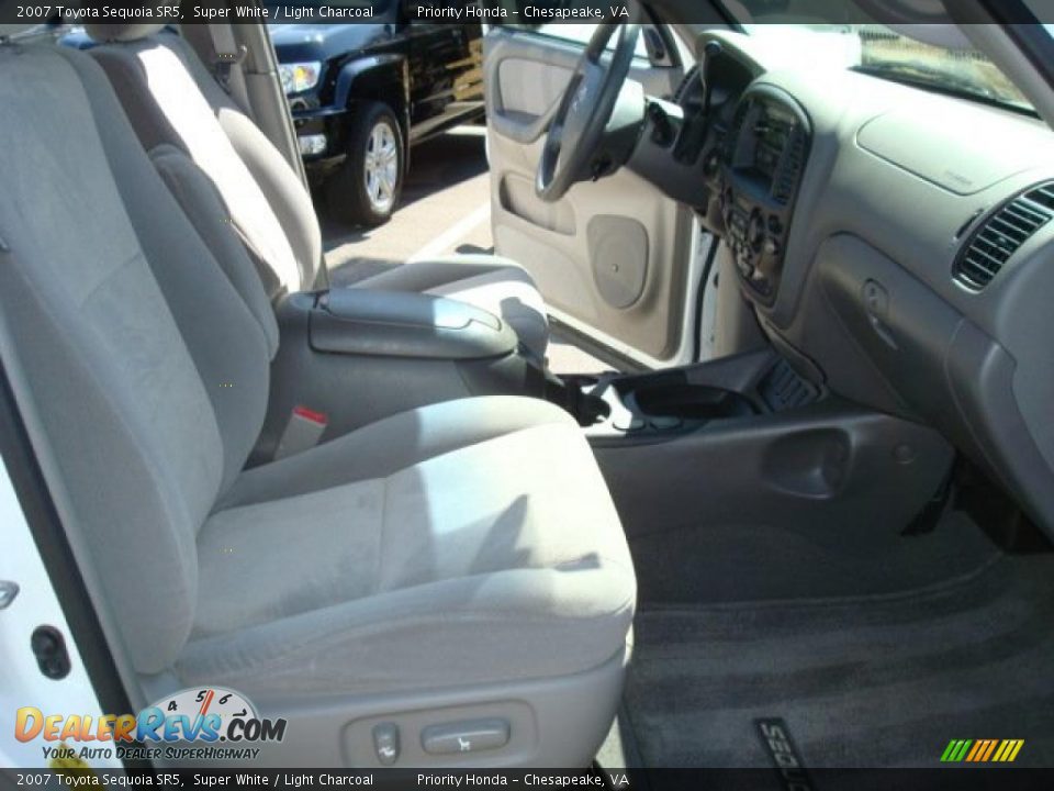 2007 Toyota Sequoia SR5 Super White / Light Charcoal Photo #16