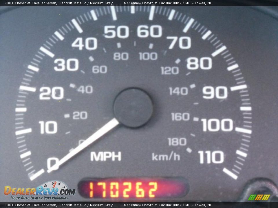 2001 Chevrolet Cavalier Sedan Sandrift Metallic / Medium Gray Photo #27