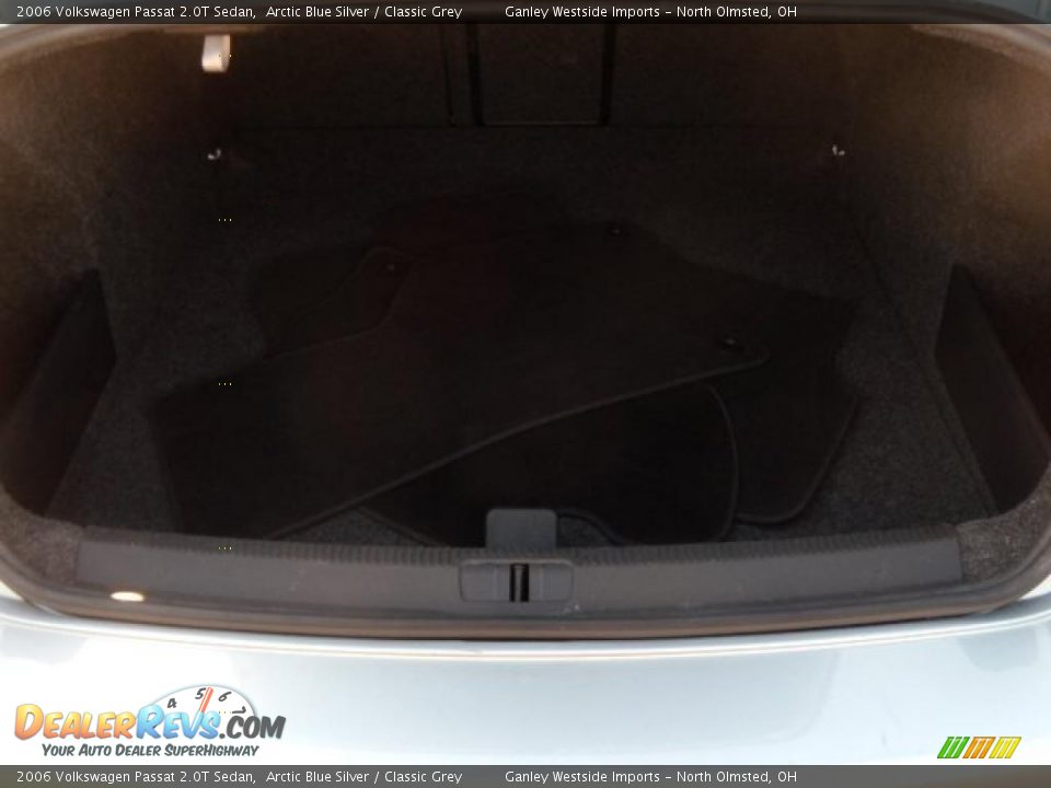 2006 Volkswagen Passat 2.0T Sedan Arctic Blue Silver / Classic Grey Photo #14
