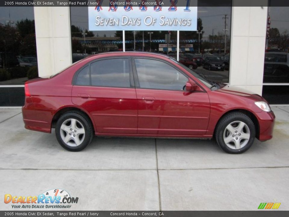 2005 Honda Civic EX Sedan Tango Red Pearl / Ivory Photo #2