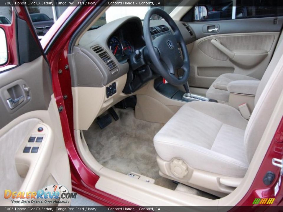 2005 Honda Civic EX Sedan Tango Red Pearl / Ivory Photo #16