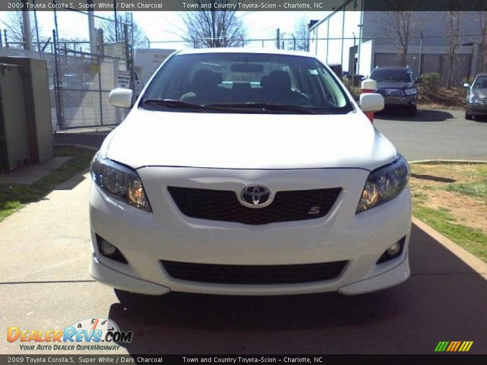 2009 Toyota Corolla S Super White / Dark Charcoal Photo #2