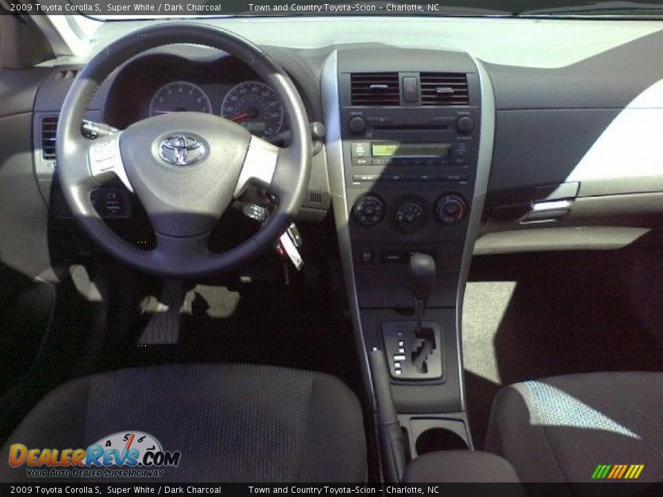 2009 Toyota Corolla S Super White / Dark Charcoal Photo #5