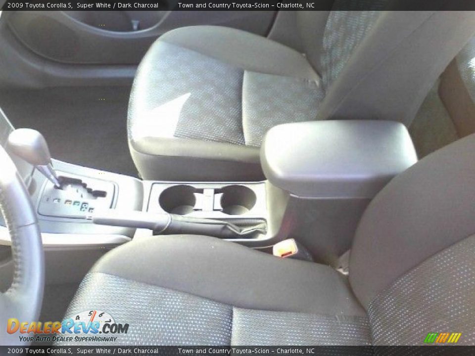 2009 Toyota Corolla S Super White / Dark Charcoal Photo #13