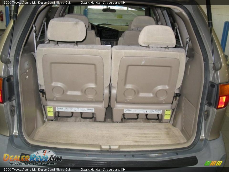 2000 Toyota Sienna LE Desert Sand Mica / Oak Photo #11