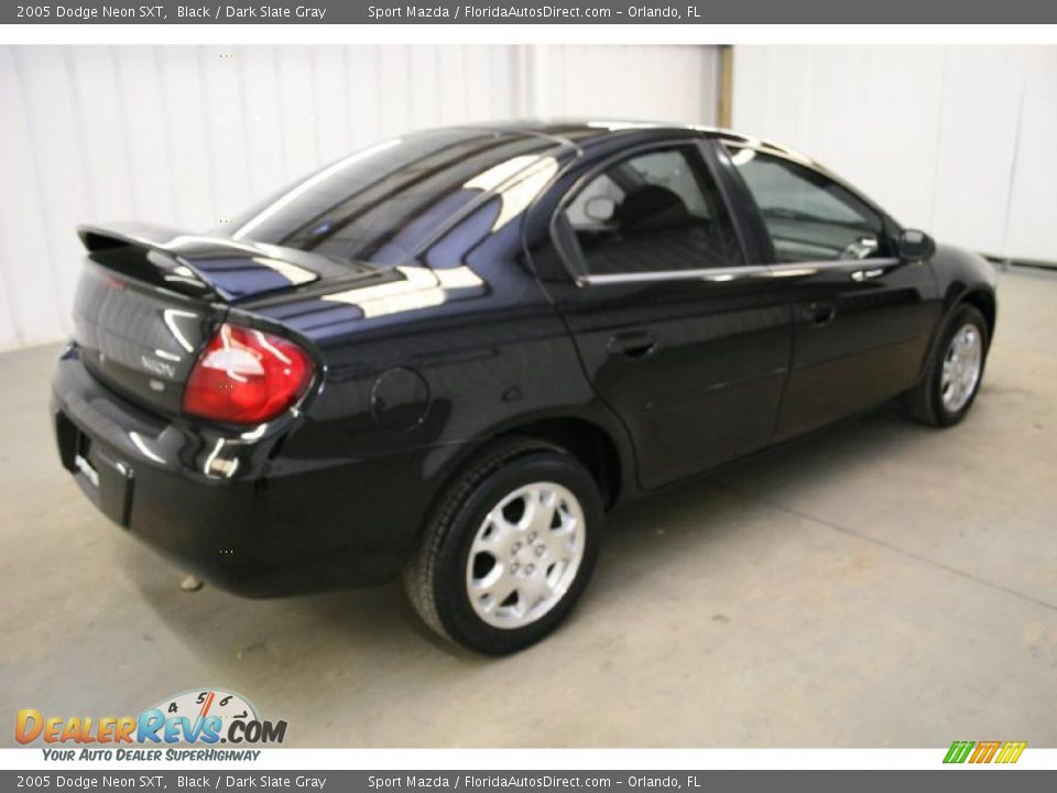 2005 Dodge Neon SXT Black / Dark Slate Gray Photo #5