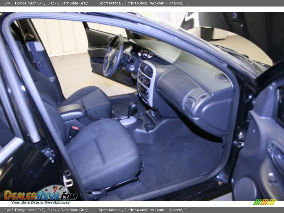 2005 Dodge Neon SXT Black / Dark Slate Gray Photo #9