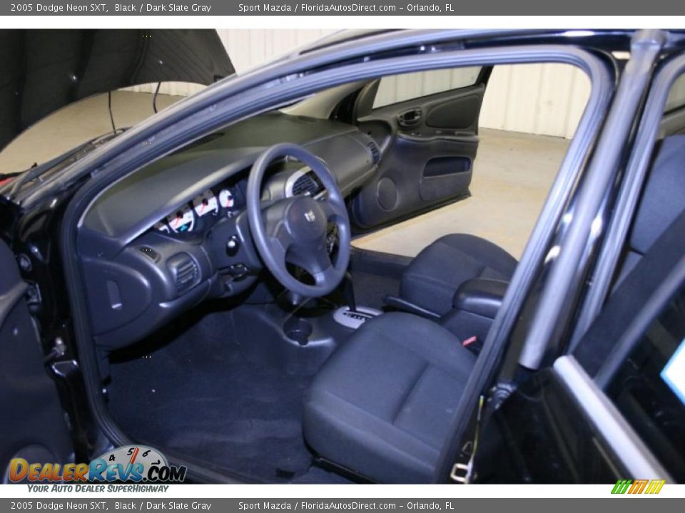 2005 Dodge Neon SXT Black / Dark Slate Gray Photo #14