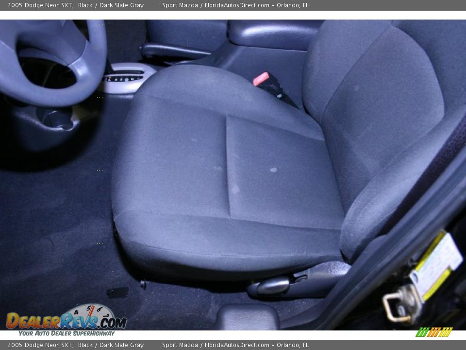 2005 Dodge Neon SXT Black / Dark Slate Gray Photo #16