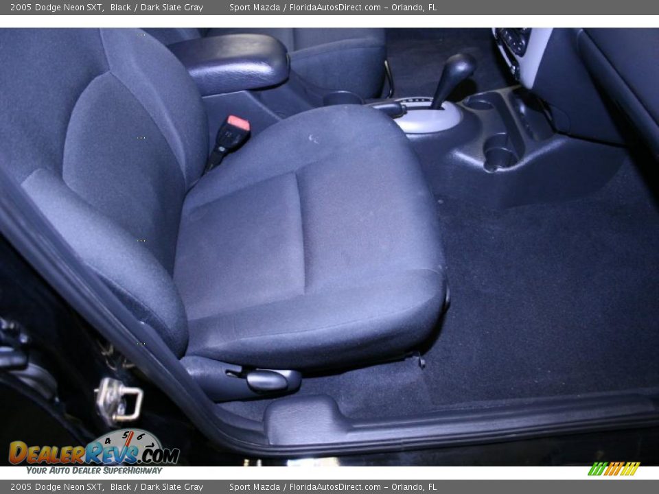 2005 Dodge Neon SXT Black / Dark Slate Gray Photo #19