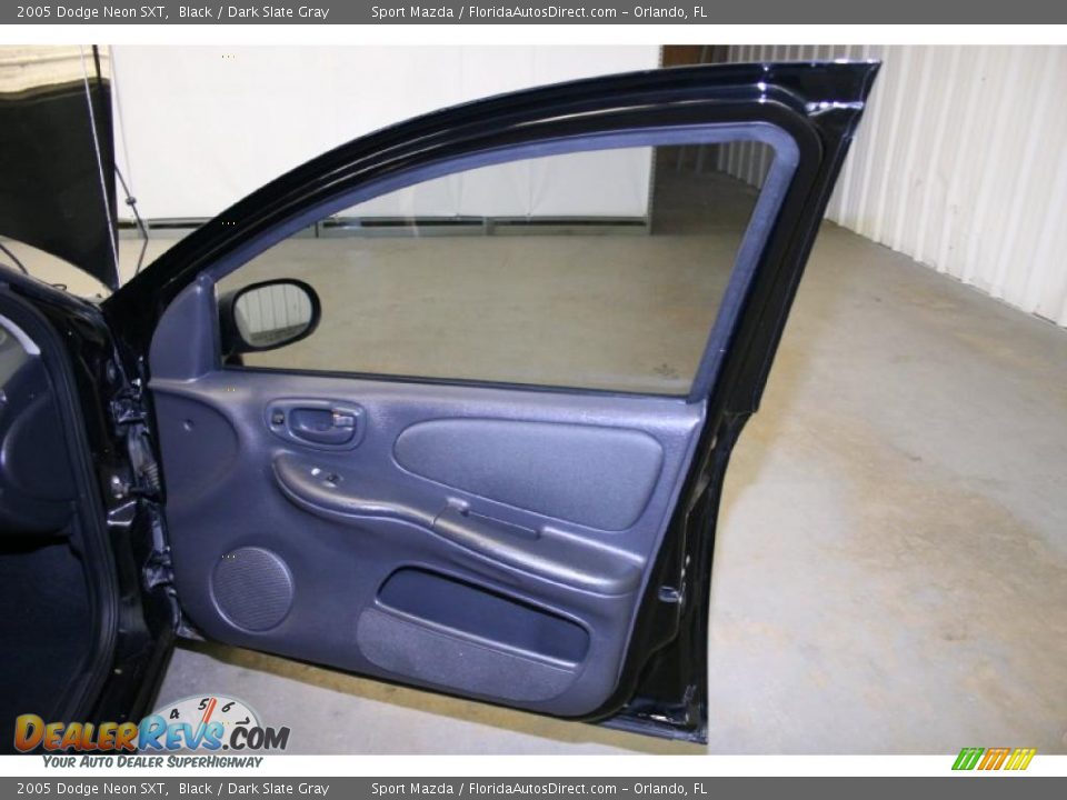 2005 Dodge Neon SXT Black / Dark Slate Gray Photo #20
