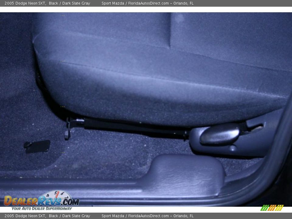 2005 Dodge Neon SXT Black / Dark Slate Gray Photo #34