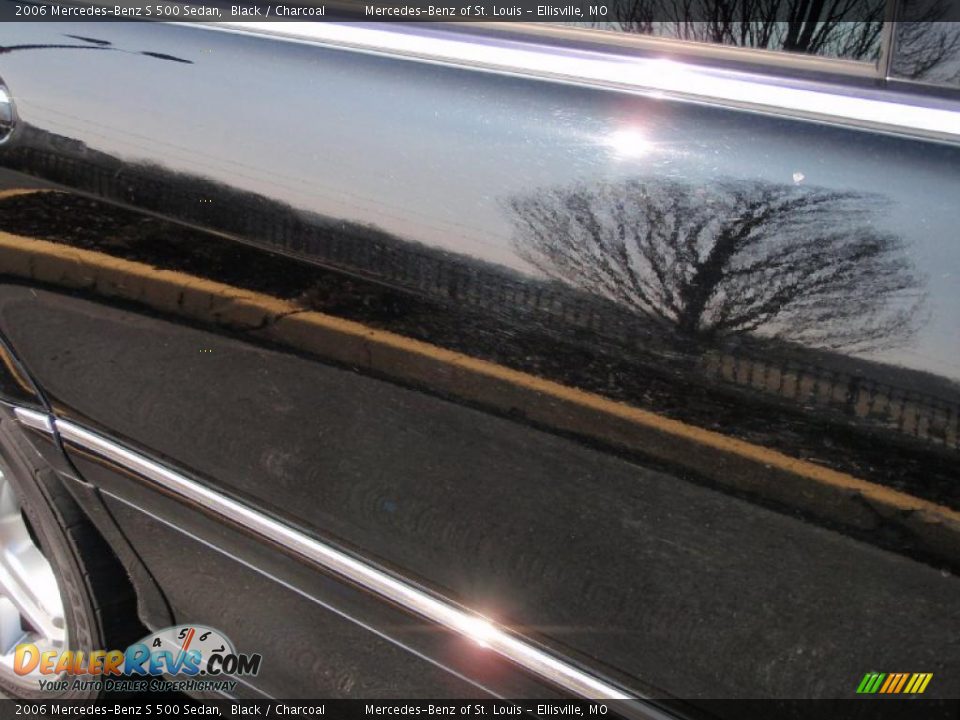 2006 Mercedes-Benz S 500 Sedan Black / Charcoal Photo #24