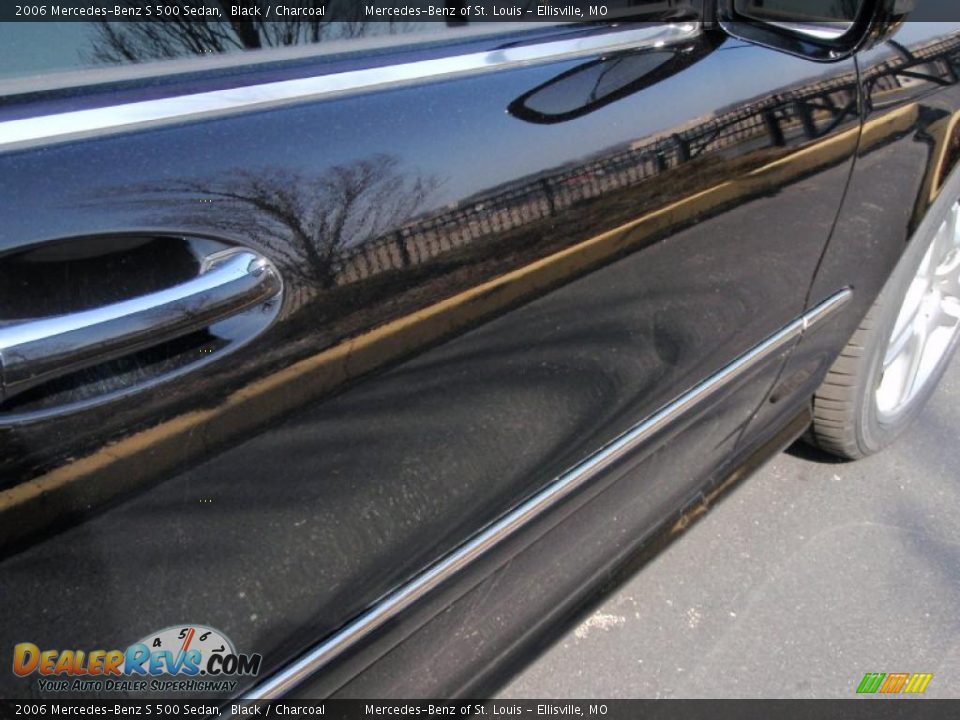 2006 Mercedes-Benz S 500 Sedan Black / Charcoal Photo #25