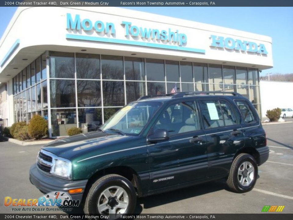 2004 Chevrolet Tracker 4WD Dark Green / Medium Gray Photo #1