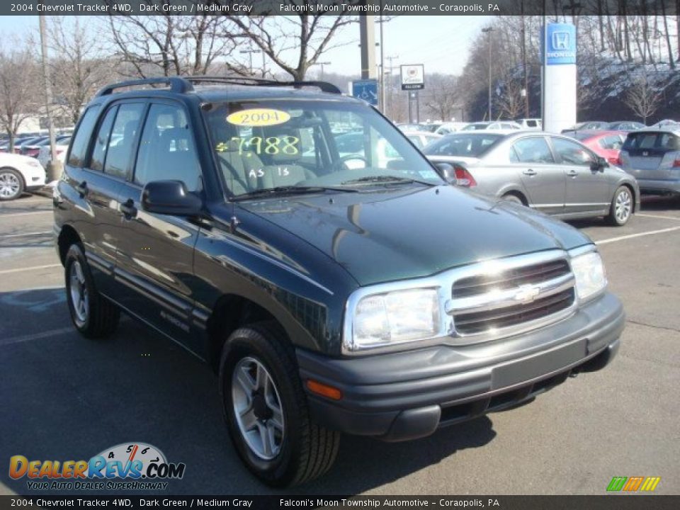 2004 Chevrolet Tracker 4WD Dark Green / Medium Gray Photo #5
