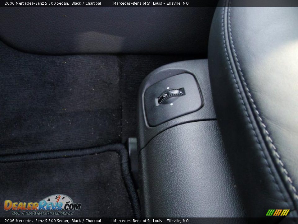 2006 Mercedes-Benz S 500 Sedan Black / Charcoal Photo #34