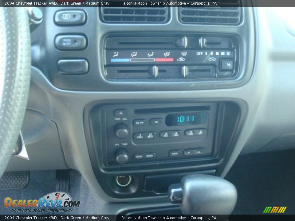 2004 Chevrolet Tracker 4WD Dark Green / Medium Gray Photo #13